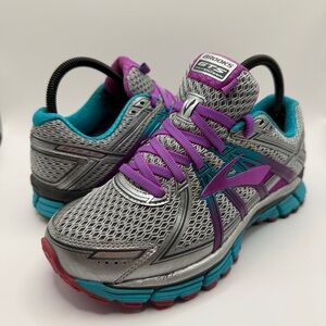 Brooks Adrenaline GTS 17 Women's Size 7 2E EX Wide Running Shoes Silver Purple